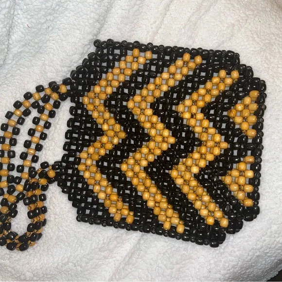 Large Wooden Beaded Shoulder Bag - Picture 5 of 6